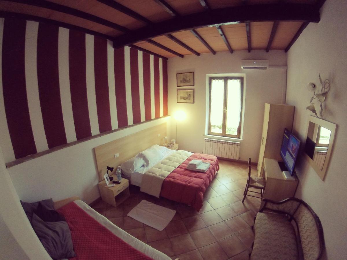 Casa Cecchi Bed and Breakfast Val di Pugna Eksteriør billede