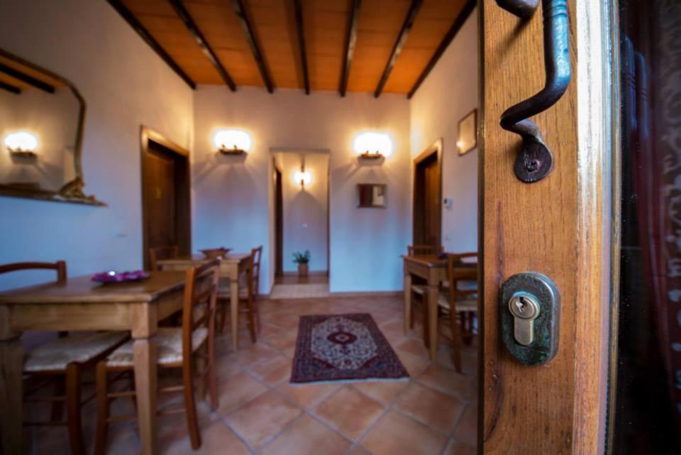 Casa Cecchi Bed and Breakfast Val di Pugna Eksteriør billede